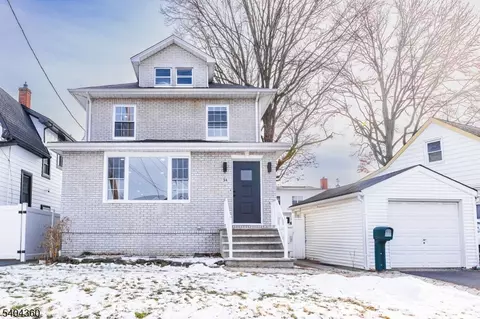 34 Kearney St, Lyndhurst, NJ 07071