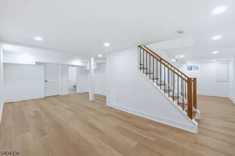 8 Mountainview Rd, Millburn, NJ 07041 photo 32