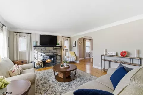 107 Chestnut St, Bound Brook, NJ 08805 photo 5