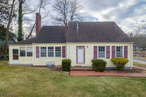 1088 S Boyd Pkwy, North Brunswick Twp, NJ 08902
