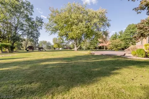 49 Ketcham Rd, Hackettstown, NJ 07840 photo 6
