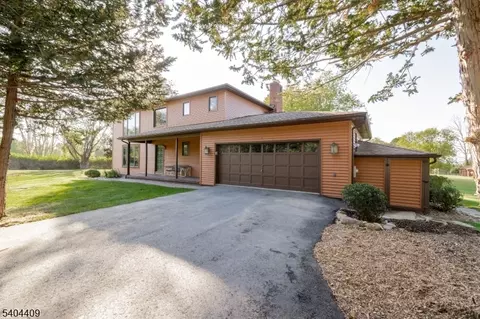 49 Ketcham Rd, Hackettstown, NJ 07840 photo 2