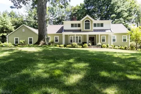 11 Wickham Way, Chatham Twp, NJ 07928
