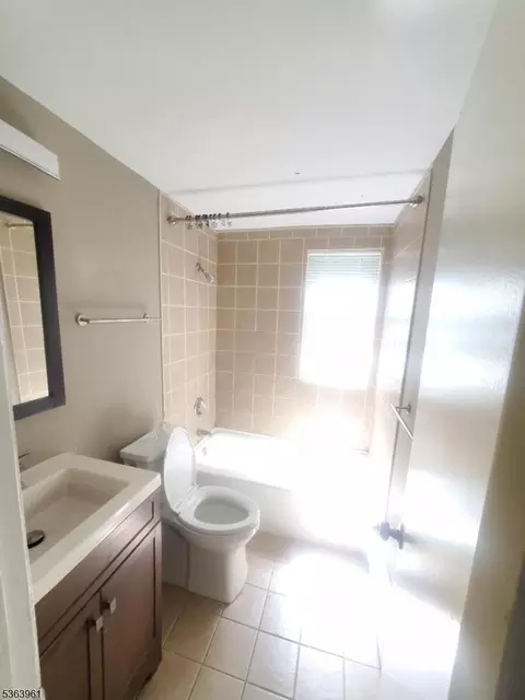 Bath - 935 E Front St # C, Plainfield, NJ 07062 photo 1 of 2
