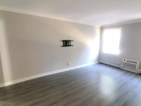 Living - 935 E Front St # C, Plainfield, NJ 07062 photo 2 of 3