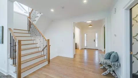 4 Berkeley Rd, Millburn, NJ 07041 photo 21