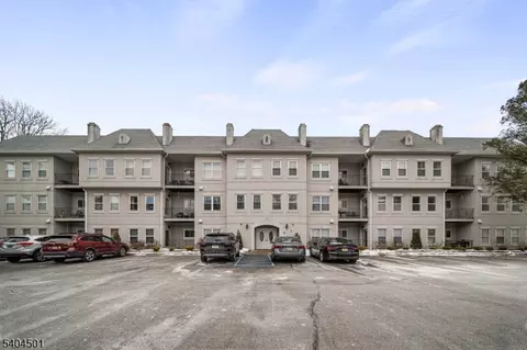 703 Brittany Dr, Wayne, NJ 07470 photo 19