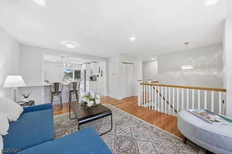 6 Wilton Ave, Middlesex, NJ 08846 photo 11