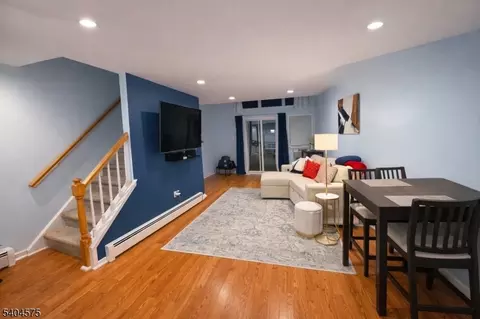 67 Victory Ct, Dover, NJ 07801