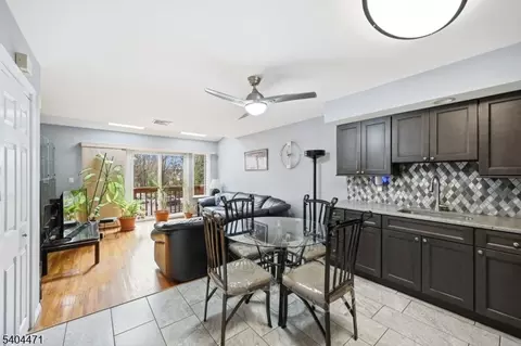 31 Fairmount Ave, Hackensack, NJ 07601 photo 12