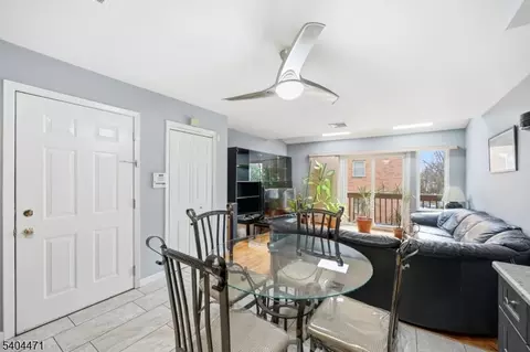 31 Fairmount Ave, Hackensack, NJ 07601 photo 17