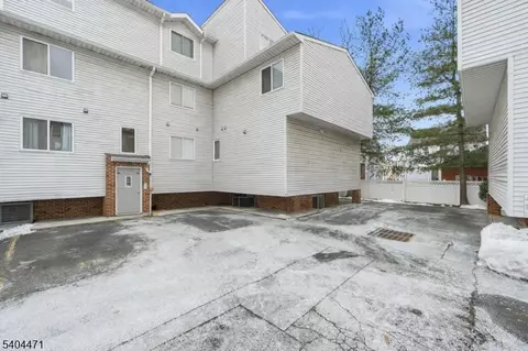 31 Fairmount Ave, Hackensack, NJ 07601 photo 7