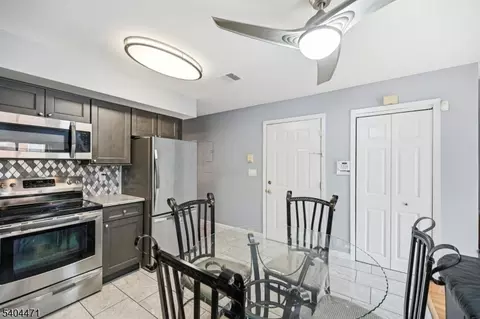 31 Fairmount Ave, Hackensack, NJ 07601 photo 16