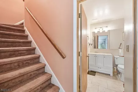 31 Fairmount Ave, Hackensack, NJ 07601 photo 26
