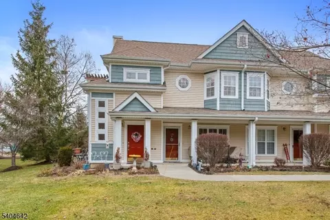 279 Old Farm Rd, Great Meadows, NJ 07838