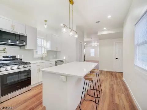 50 Hillyer St, City Of Orange, NJ 07050