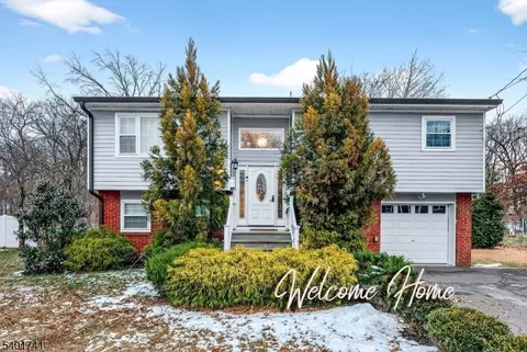179 Phillips Rd, Somerset, NJ 08873
