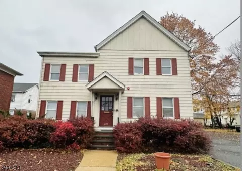 221 Main St, Millburn, NJ 07041