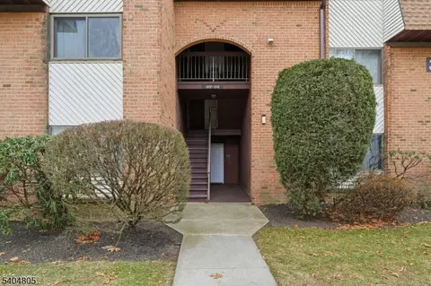 307 Edison Glen Ter, Edison, NJ 08837