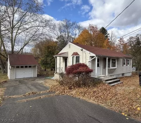 630 Wyckoff Ave, Mahwah, NJ 07430