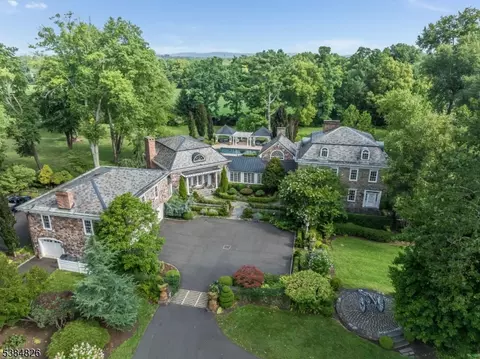 312 Hamden Rd, Annandale, NJ 08801