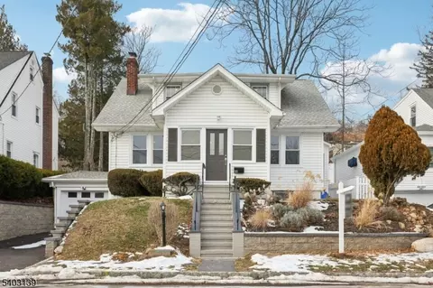 55 Roosevelt Ave, West Orange, NJ 07052