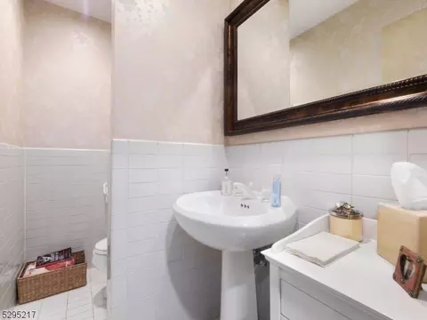 5 Bourbon St, Wayne, NJ 07470 photo 20