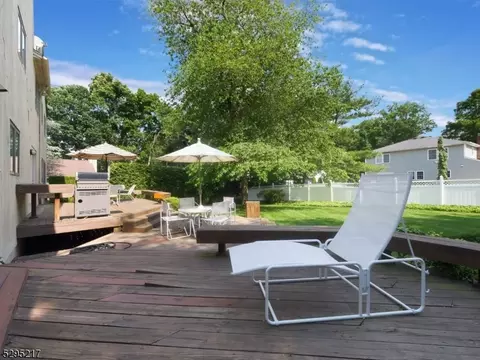 5 Bourbon St, Wayne, NJ 07470 photo 39