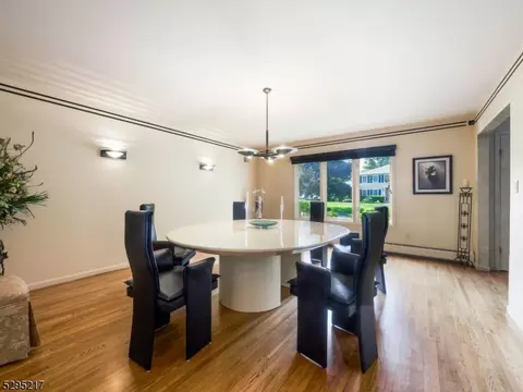 5 Bourbon St, Wayne, NJ 07470 photo 8