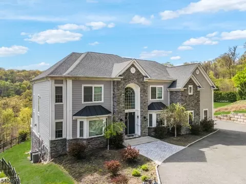 183 Johnston Dr, Watchung, NJ 07069