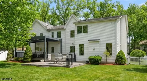 Exterior - 827 Alden Rd, Paramus, NJ 07652 photo 3 of 6