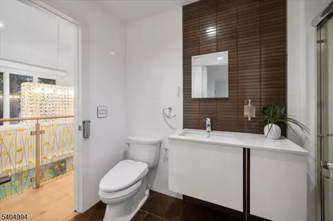 Bath - 827 Alden Rd, Paramus, NJ 07652 photo 5 of 6