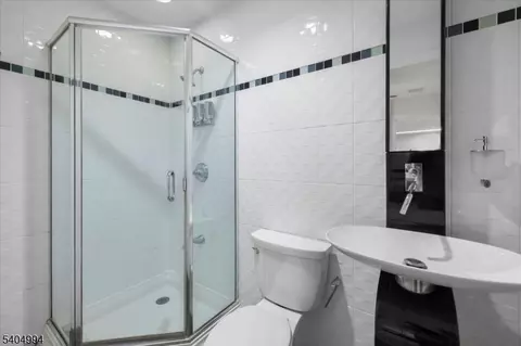 Bath - 827 Alden Rd, Paramus, NJ 07652 photo 1 of 6