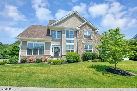 30 Welsh Farm Rd, Long Valley, NJ 07853