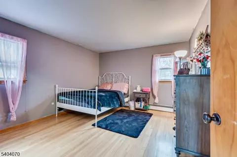Bedroom - 228 Oneida Pl, North Plainfield, NJ 07060 photo 5 of 6