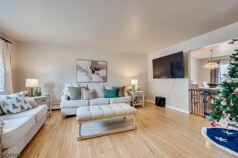 Other - 228 Oneida Pl, North Plainfield, NJ 07060 photo 2 of 8