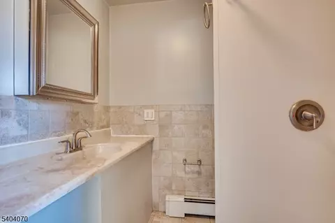 Bath - 228 Oneida Pl, North Plainfield, NJ 07060 photo 3 of 3