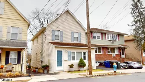 96 Rector St, Millburn, NJ 07041