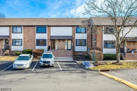 806 Robin Rd, Hillsborough, NJ 08844