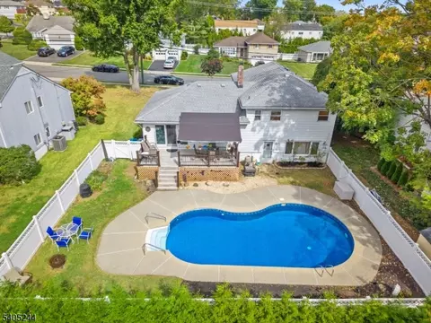 169 Haddenfield Rd, Clifton, NJ 07013