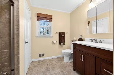 6 Phoenix Dr, Mendham, NJ 07945 photo 9