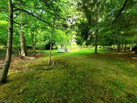 137 Byrne St, Hackensack, NJ 07601 photo 28