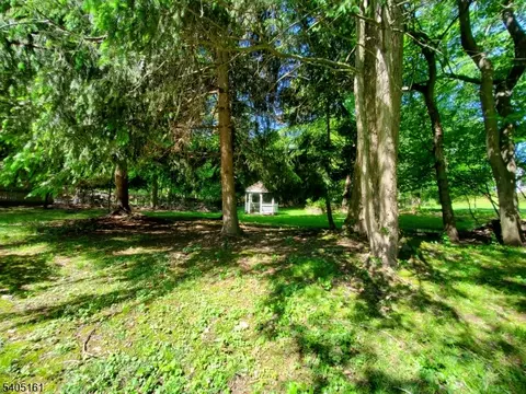137 Byrne St, Hackensack, NJ 07601 photo 29
