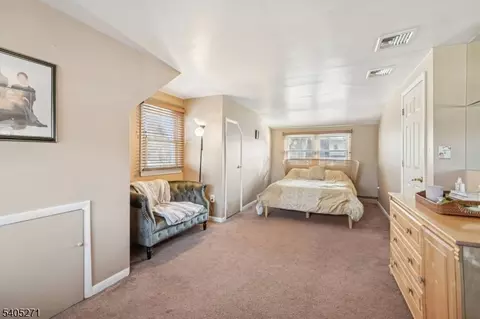 132 Linden Rd, Wayne, NJ 07470 photo 17