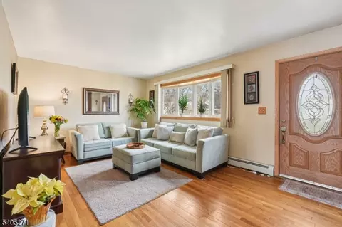 132 Linden Rd, Wayne, NJ 07470 photo 4