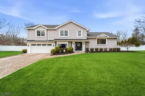231 Birchwood Rd, Old Tappan, NJ 07675