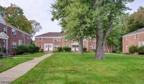 180 Central Ave # B, Englewood, NJ 07631