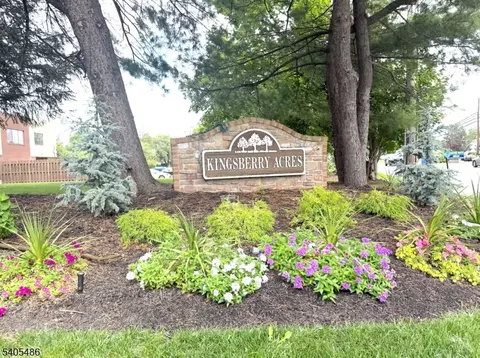 237 Kingsberry Dr #237, Somerset, NJ 08873
