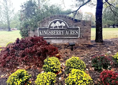 237 Kingsberry Dr #237, Somerset, NJ 08873