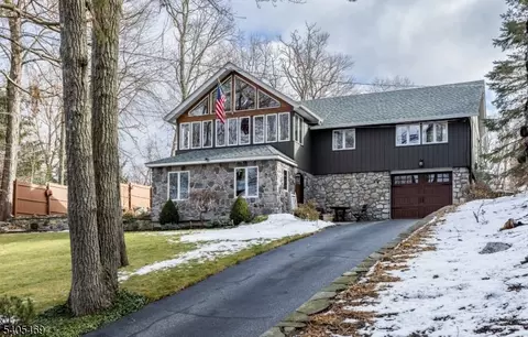 1212 Lakeside Dr, Highland Lakes, NJ 07422
